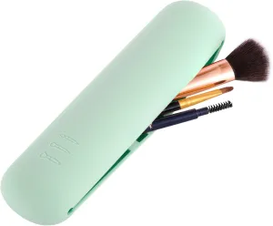 Travel Makeup Brush Holder Portable Beauty Tool Organizer Upgraded Strong Magnetic Anti-shedding Silicone Cosmetic Bag Organizer Soft Smooth Waterproof Cute Set (light green)